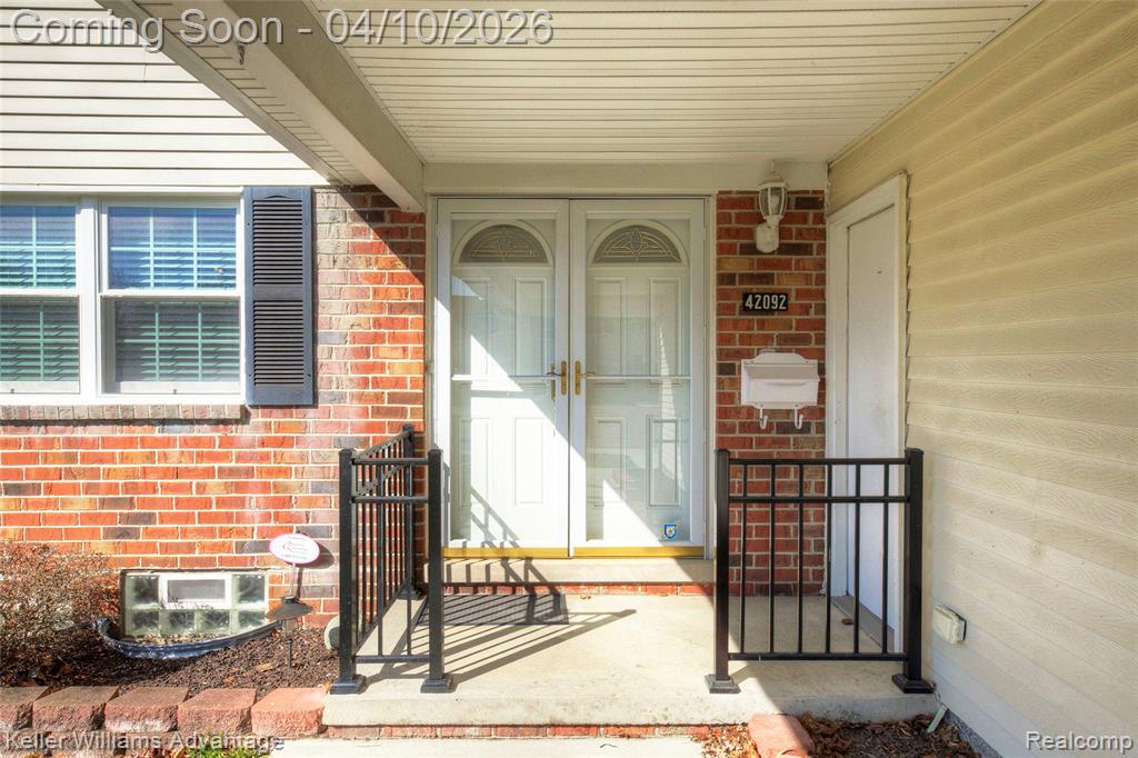 42092 Queen Anne Court, Northville, MI 48167 — Photo 2