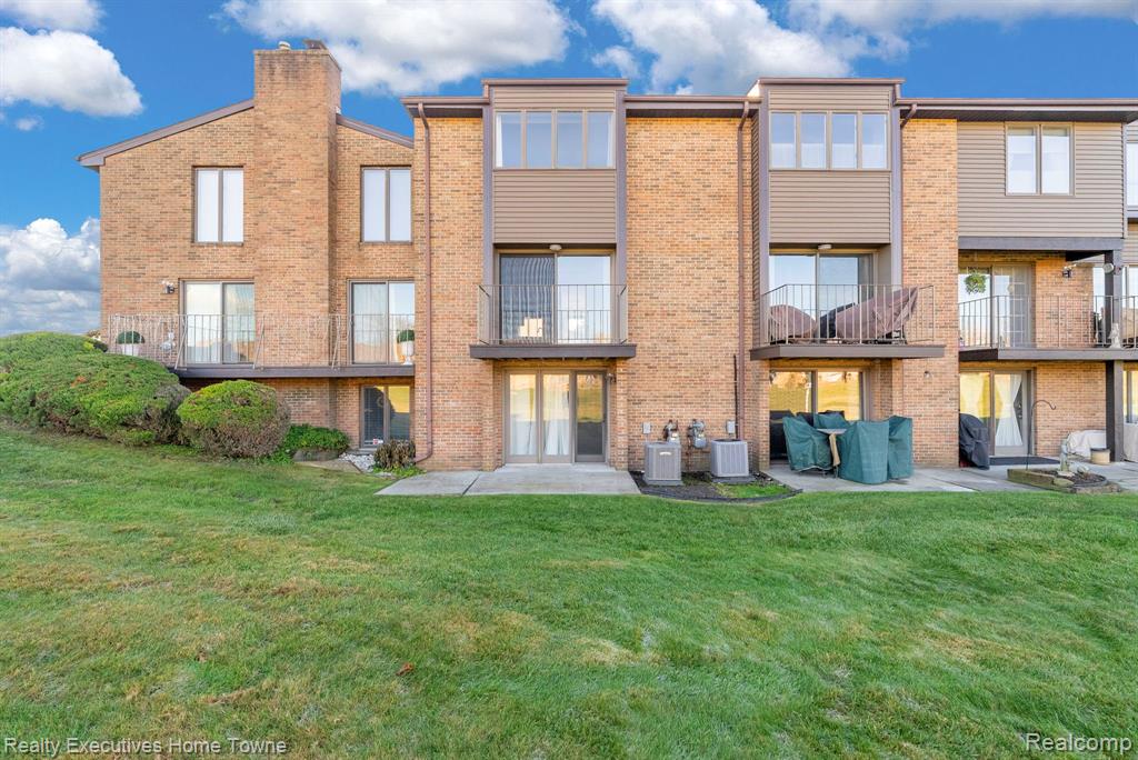 2500 River Apt 55 Road, 55, Marysville, MI 48040 — Photo 44