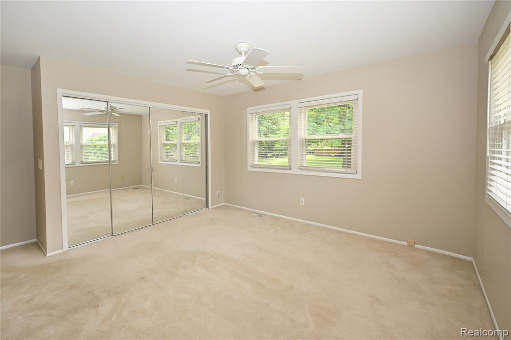 5370 Breeze Hill Place, Troy, MI 48098 — Photo 13