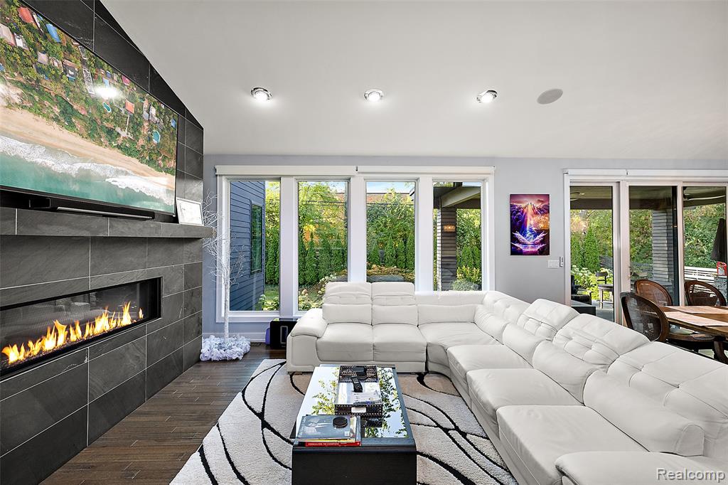 16281 Buckingham Avenue, Beverly Hills, MI 48009 — Photo 6