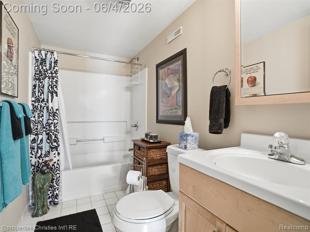 2769 Calloway Court, Canton, MI 48188 — Photo 22