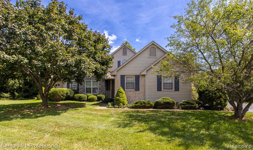 4970 Fox Chase Drive, White Lake, MI 48383 — Photo 4