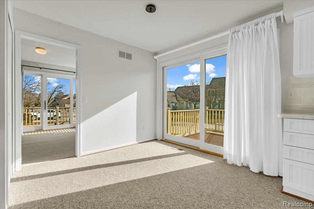 883 TARTAN Trail, Bloomfield Hills, MI 48304 — Photo 13