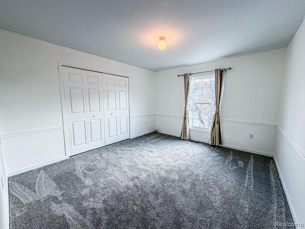7240 Aaronway Drive, West Bloomfield, MI 48324 — Photo 36