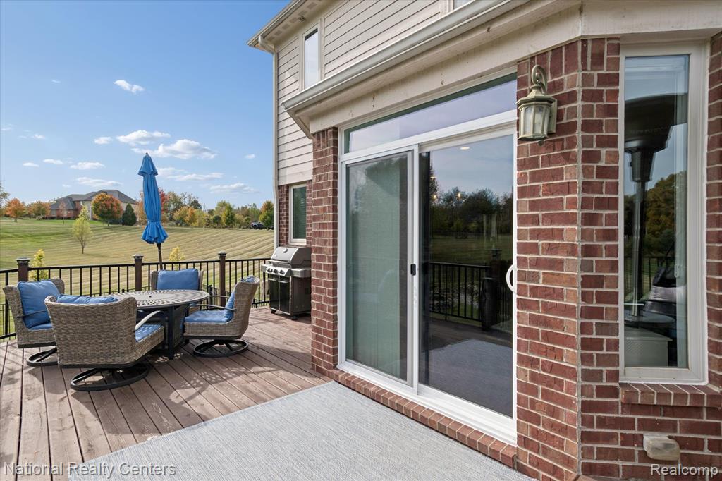 9888 Meadow View Court, Northville, MI 48167 — Photo 61