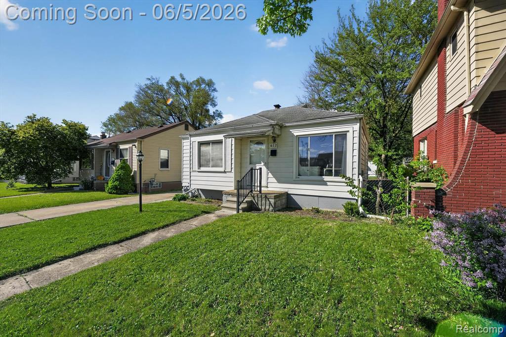 612 Mayflower Avenue, Lincoln Park, MI 48146 — Photo 4