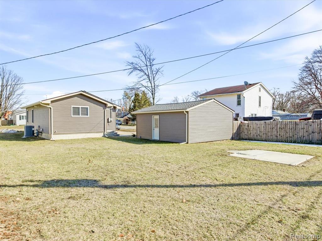 2835 17th Avenue, Port Huron, MI 48060 — Photo 23