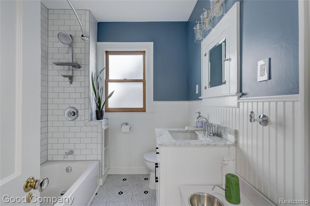 419 E 5th Street, Royal Oak, MI 48067 — Photo 26
