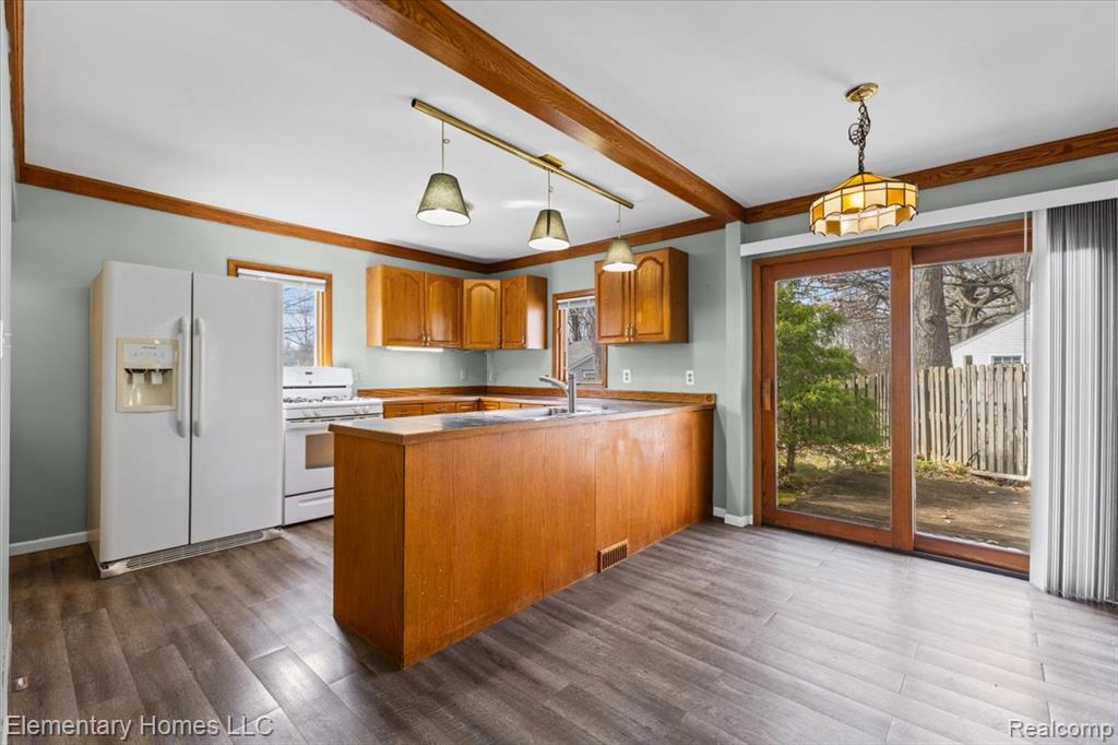 2158 Oaknoll Street, Auburn Hills, MI 48326 — Photo 8