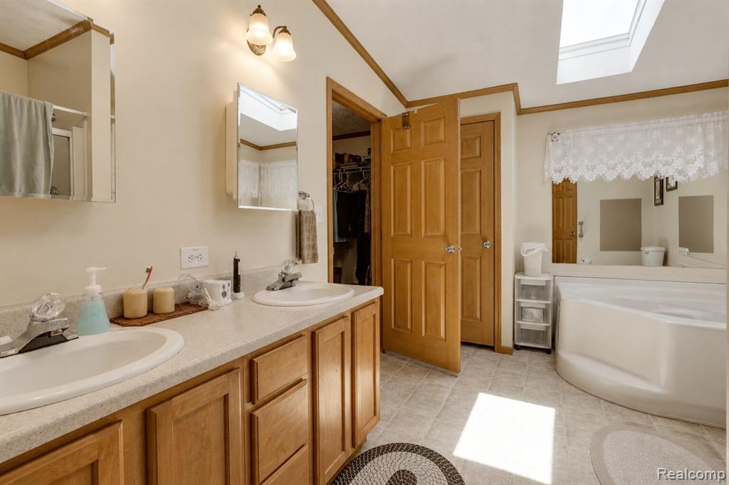 2354 Brent Street, 203, Croswell, MI 48422 — Photo 12
