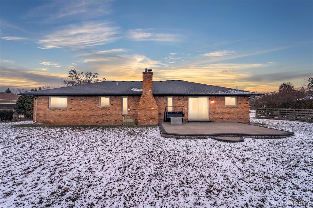 49685 Richardson Drive, Shelby Twp, MI 48315 — Photo 2