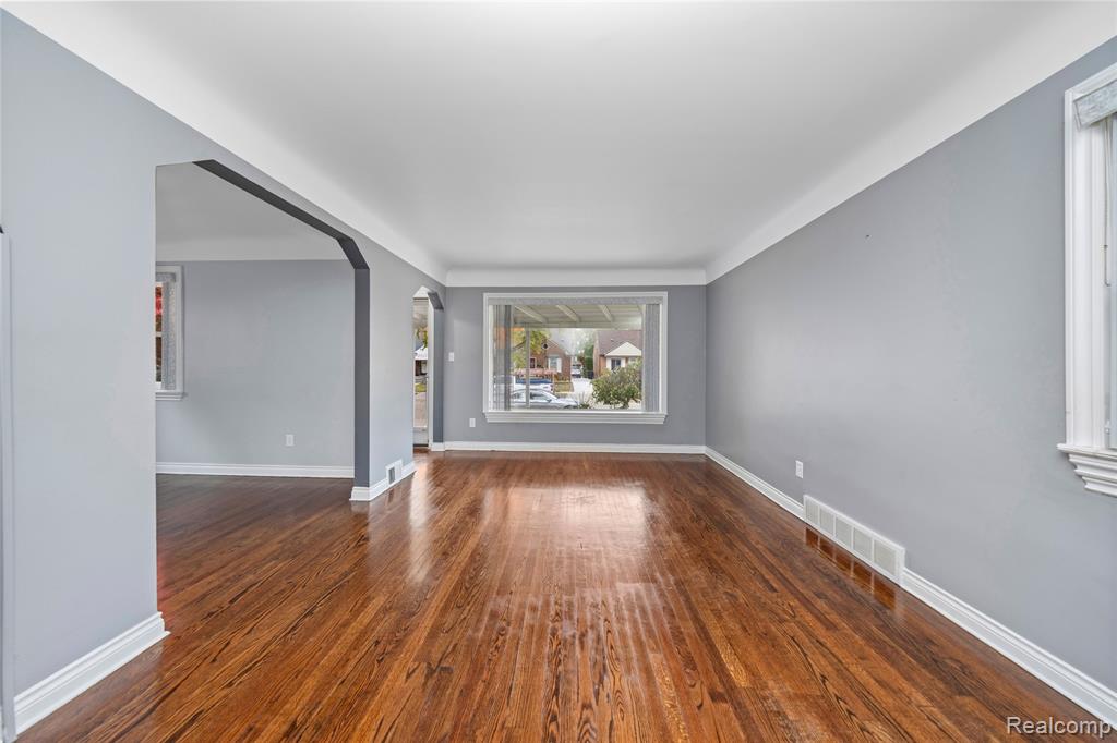 8928 Becker Avenue, Allen Park, MI 48101 — Photo 6