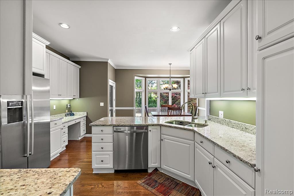 8533 Glen View Drive, Howell, MI 48843 — Photo 18