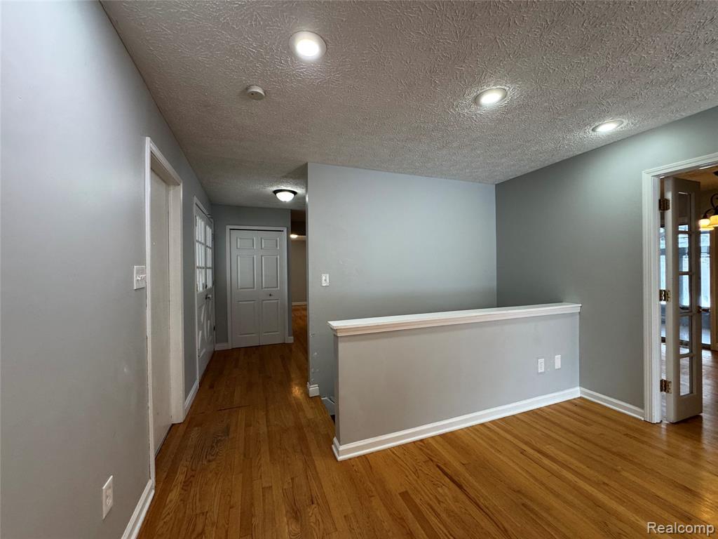 4162 Cypress Drive, Troy, MI 48085 — Photo 24