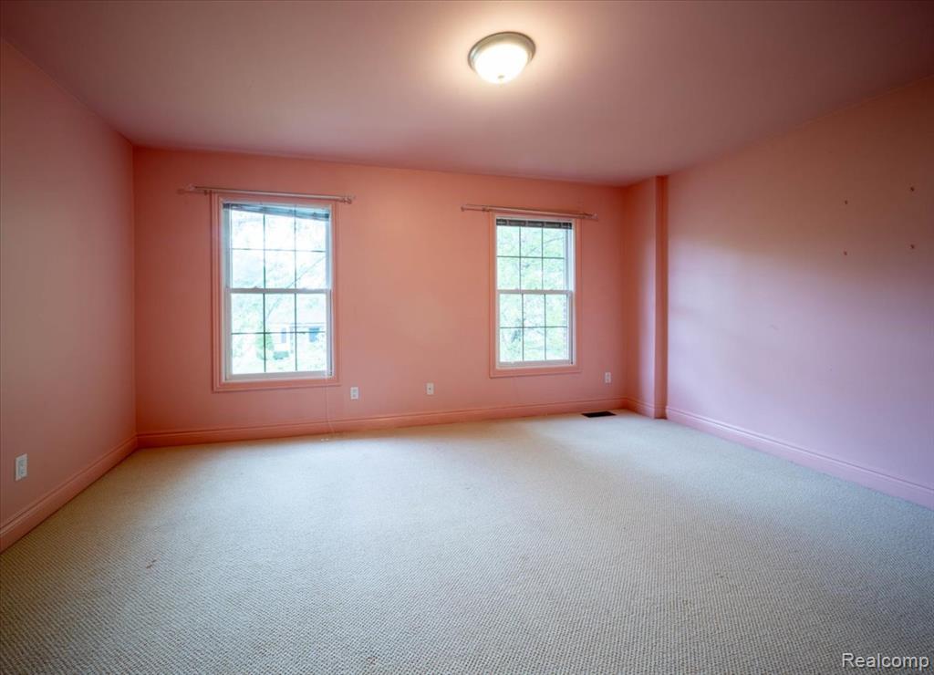 717 S Kenwood Avenue, Royal Oak, MI 48067 — Photo 21