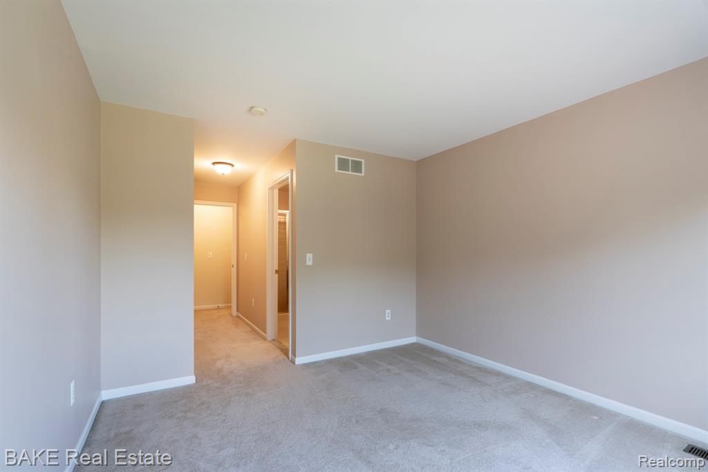 49402 N Glacier, Northville, MI 48168 — Photo 30