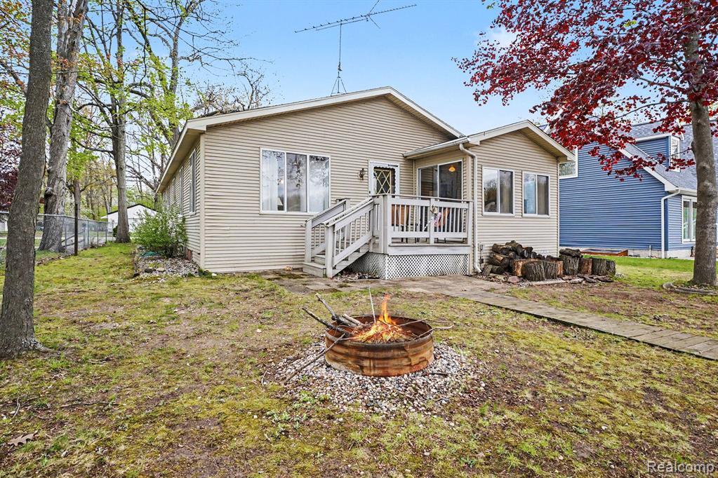 4157 Betty Lee Boulevard, Gladwin, MI 48624 — Photo 21