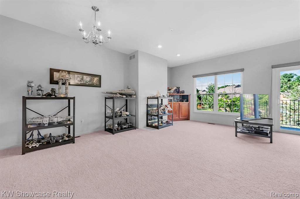 432 CHERRY ORCHARD Road, Canton, MI 48188 — Photo 35