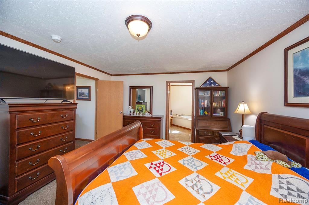 7437 NORFOLK Drive, Onsted, MI 49265 — Photo 15
