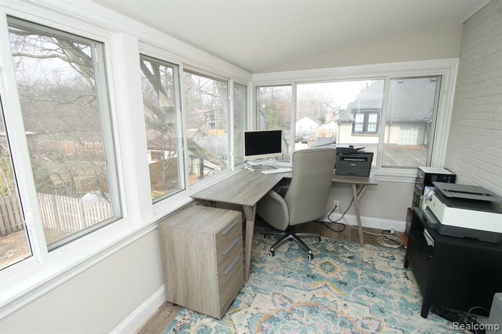 1383 Bishop Road, Grosse Pointe, MI 48230 — Photo 35