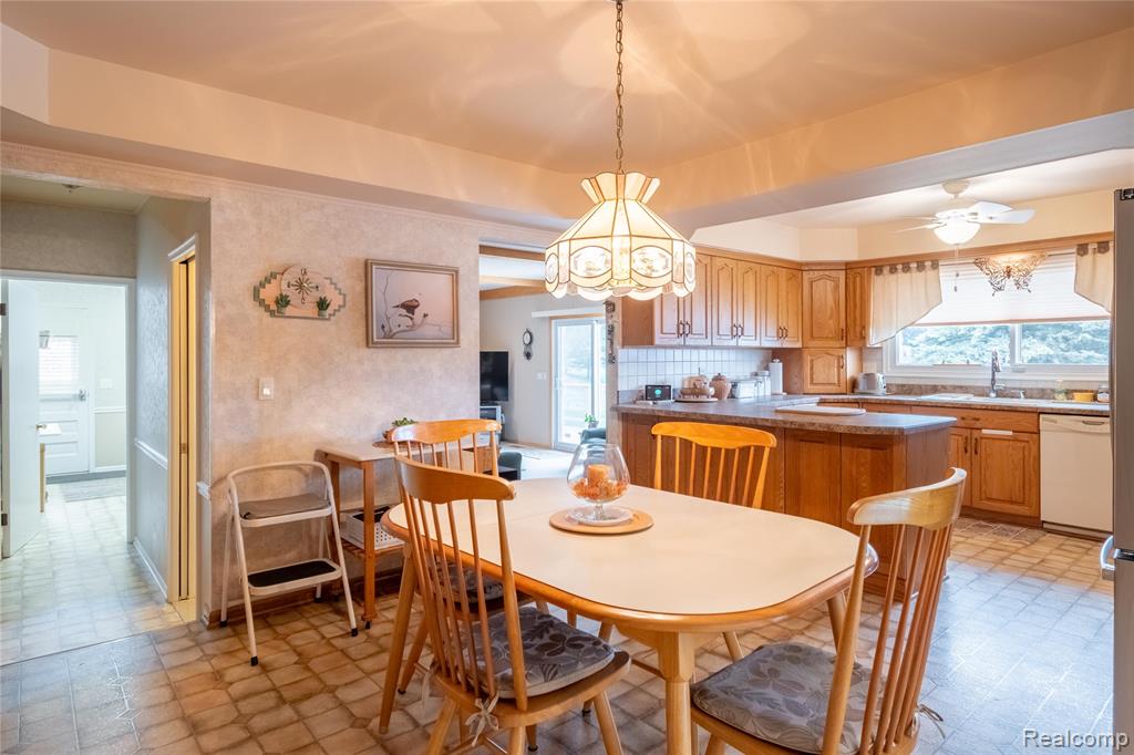 54810 Blue Cloud Drive, Shelby Twp, MI 48315 — Photo 13