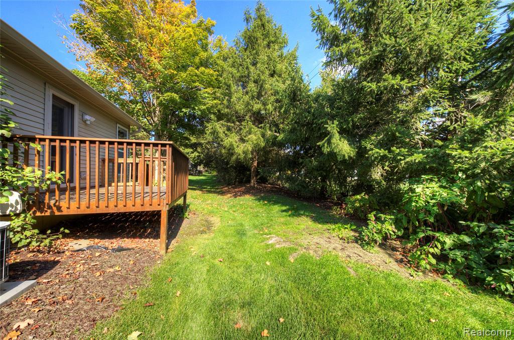 326 Redmaple Lane, 365, Brighton, MI 48116 — Photo 21