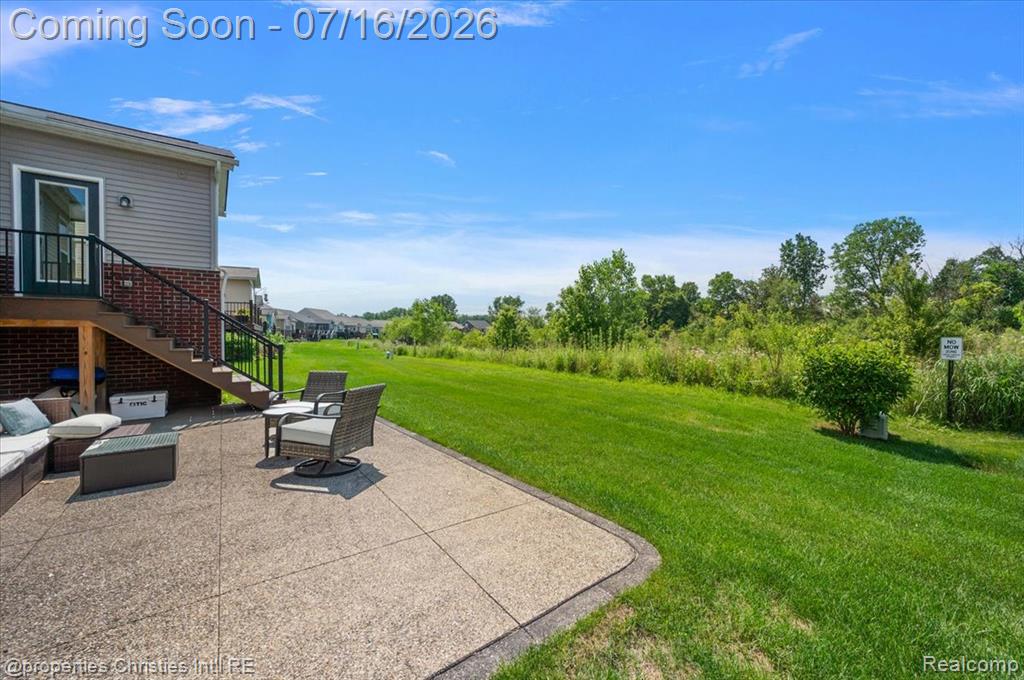 50026 Alden, Canton, MI 48188 — Photo 46