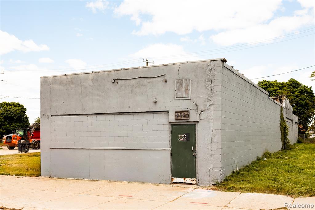 2334 Michigan Avenue