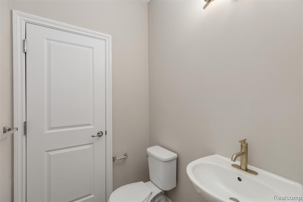 2125 Evergreen Lane, 30, Ann Arbor, MI 48103 — Photo 76