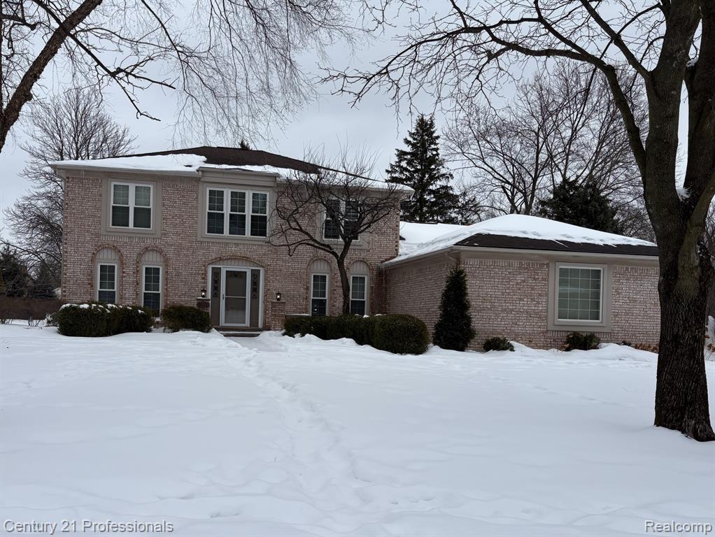 425 Cypress Road, Rochester Hills, MI 48309 — front exterior