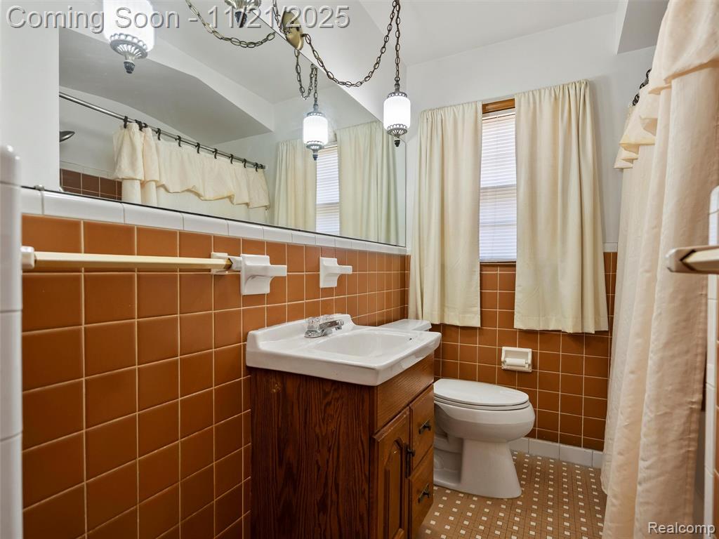 9831 Seltzer Street, Livonia, MI 48150 — Photo 15