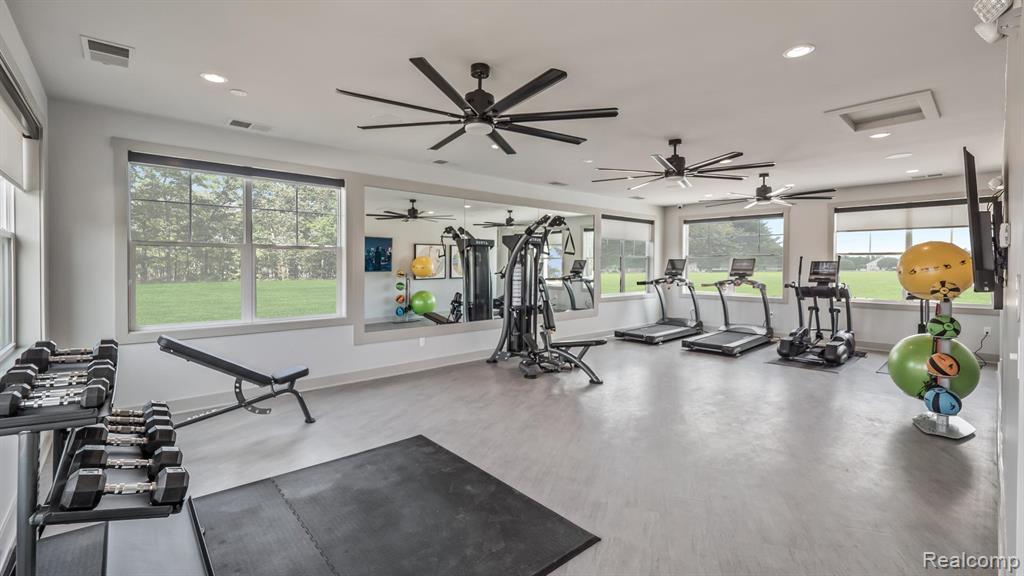 7901 Arimoore Drive, West Bloomfield, MI — Photo 8