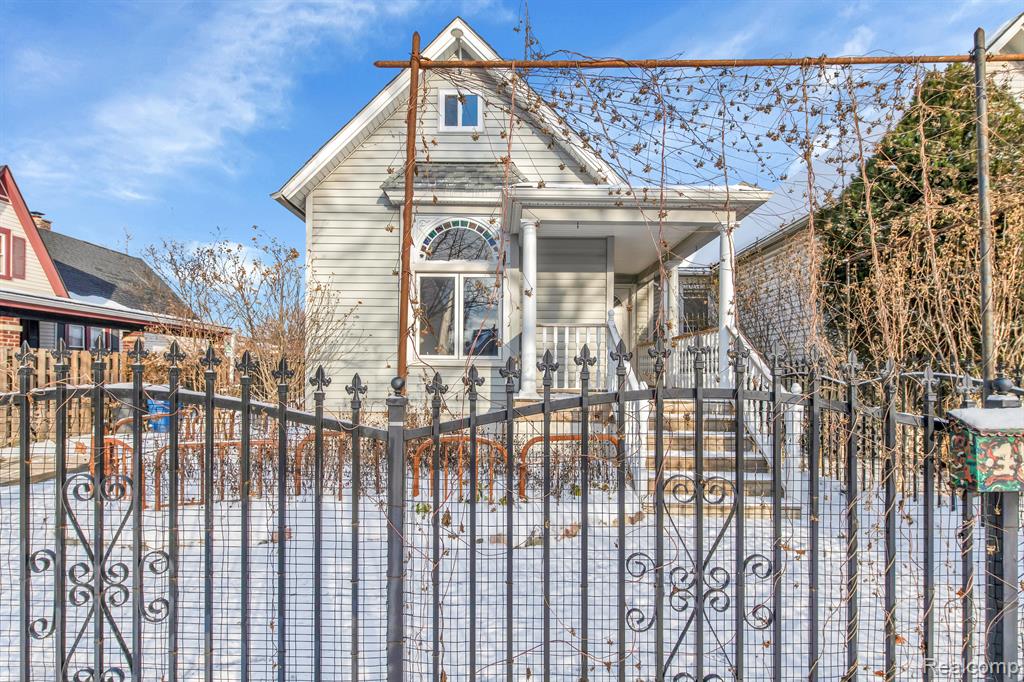 1528 25TH Street, Detroit, MI 48216 — front exterior
