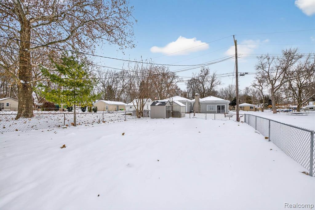 2754 Fishermans Drive, Highland, MI 48356 — Photo 22