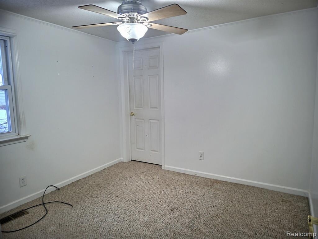 5366 Van Slyke Road, Flint, MI 48507 — Photo 5