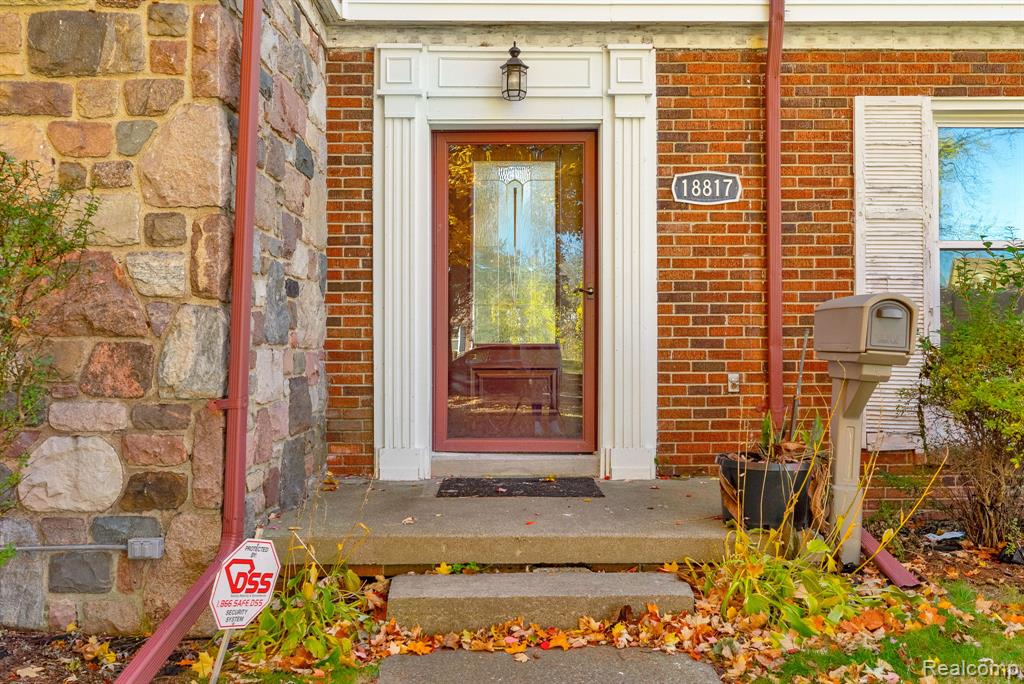 18817 Bretton Drive, Detroit, MI 48223 — Photo 6