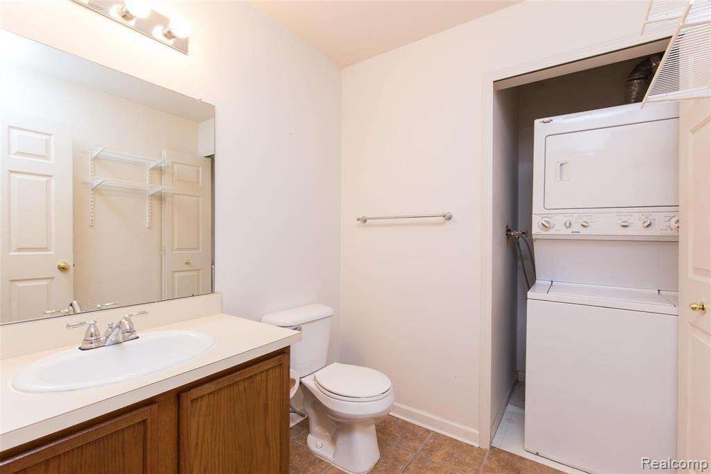 1933 LINDSAY Lane, Ann Arbor, MI 48104 — Photo 21