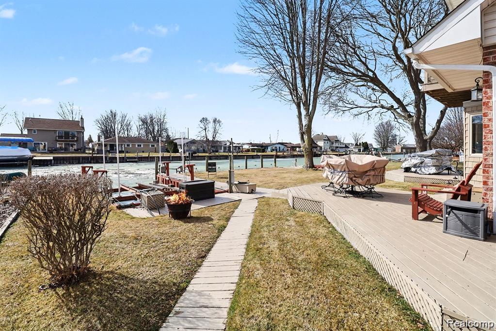 7277 Cardinal Street, Algonac, MI 48001 — Photo 12