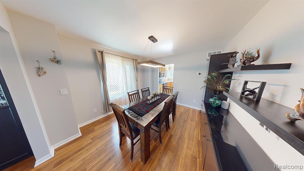 7724 PIONEER Drive, Ypsilanti, MI 48197 — Photo 25