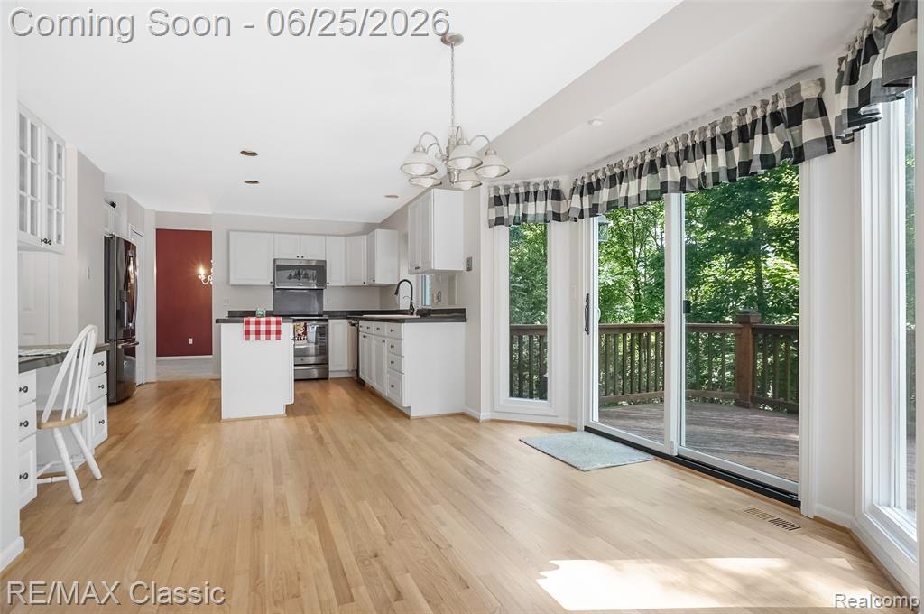 7439 Millwood, West Bloomfield, MI — Photo 16