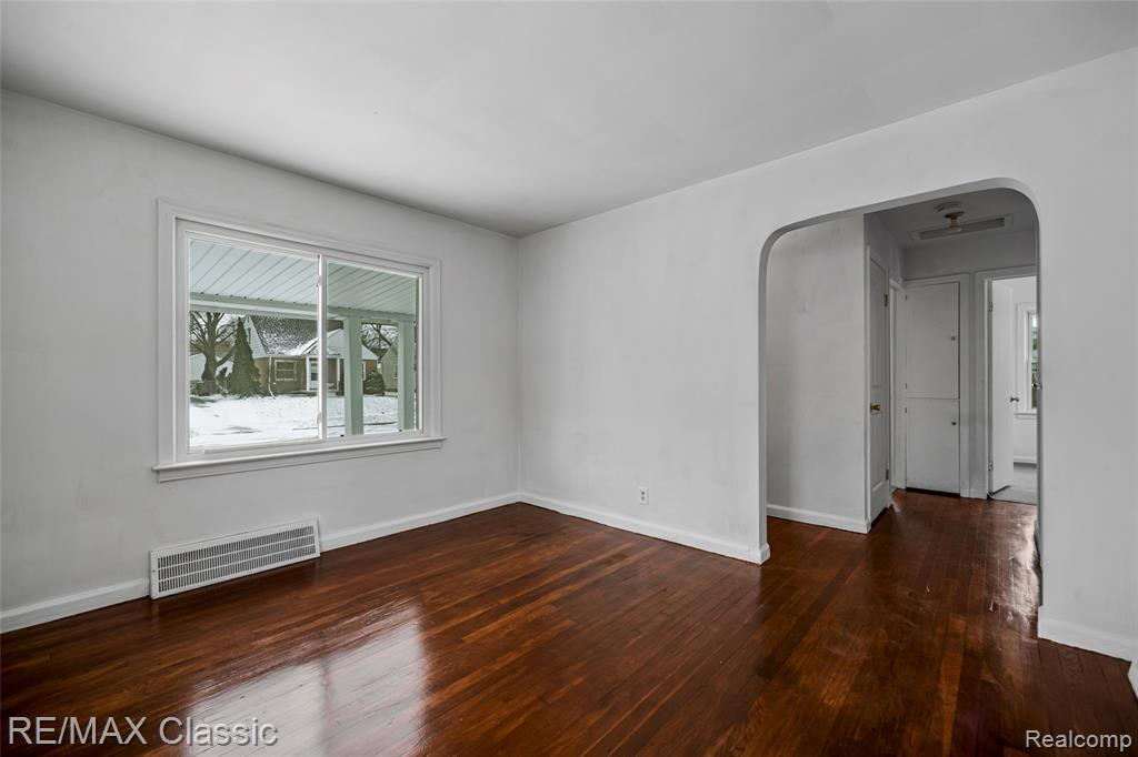 635 Wesbrook Street, Pontiac, MI 48340 — Photo 5