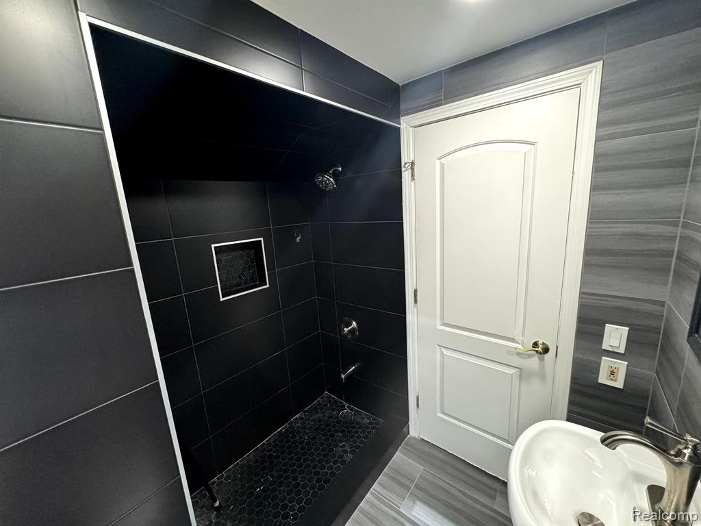 7631 TERNES Street, Dearborn, MI 48126 — Photo 12