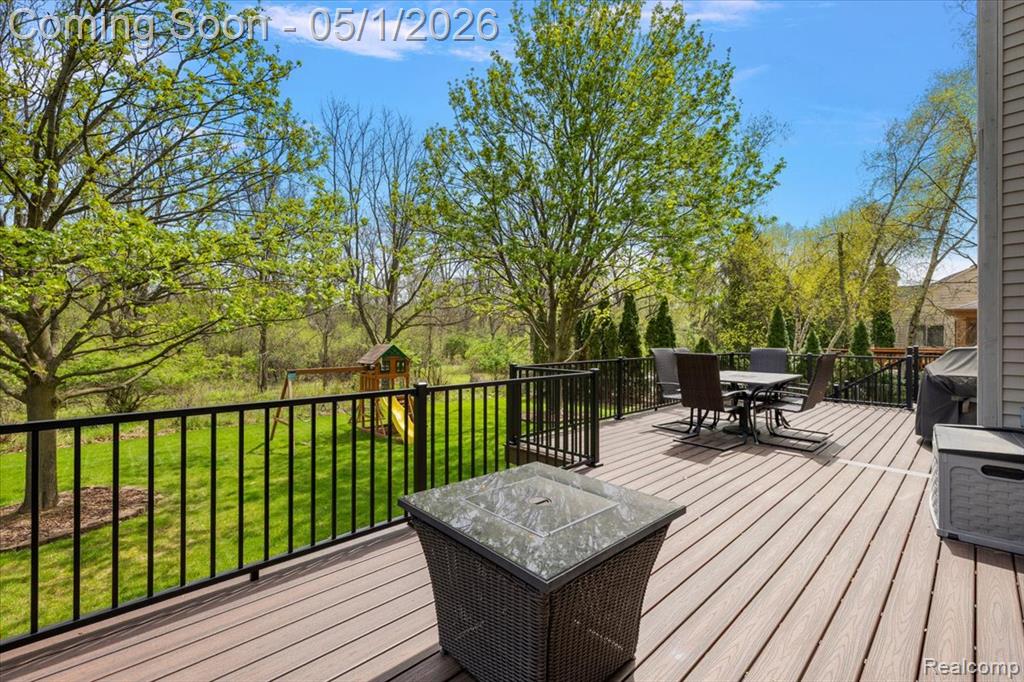 43316 Ashbury Drive, Novi, MI — Photo 52