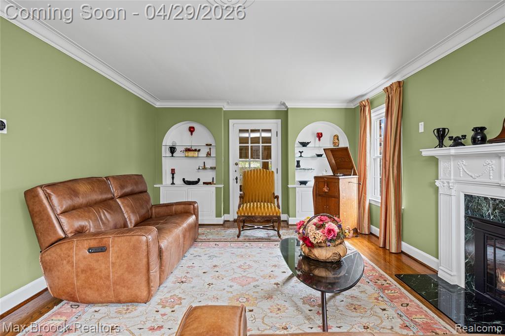 938 LAKEPOINTE STREET, Grosse Pointe Park, MI 48230 — Photo 10