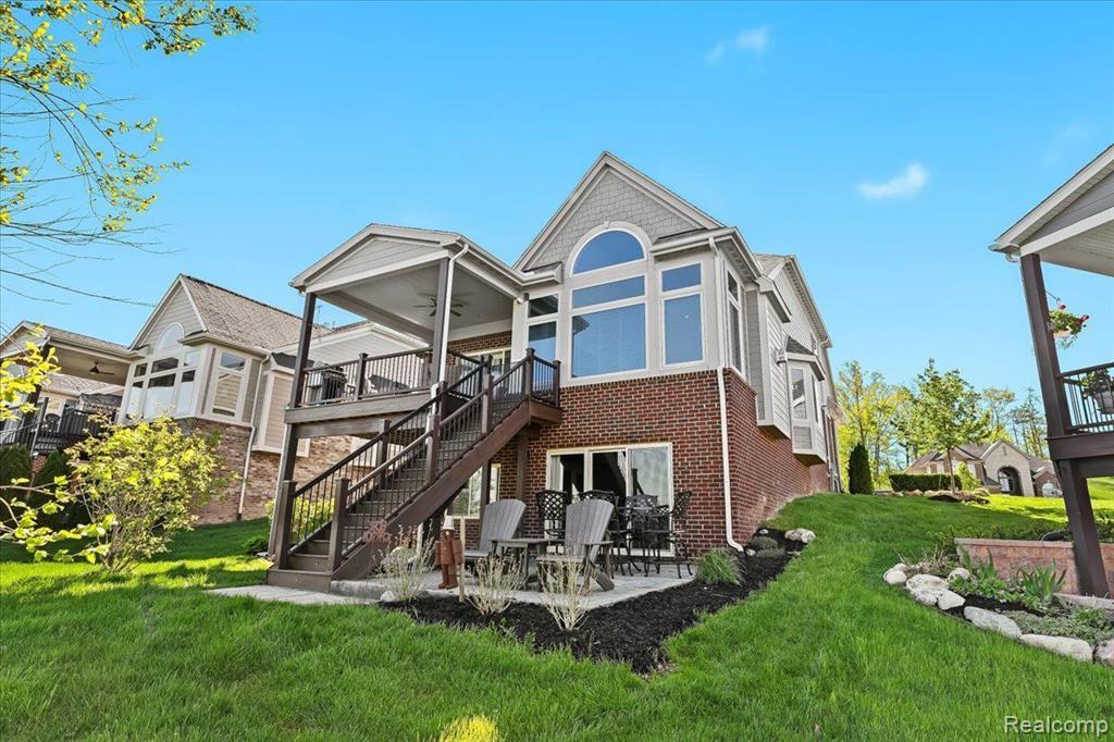 8350 STONEY CREEK Drive, South Lyon, MI 48178 — Photo 39