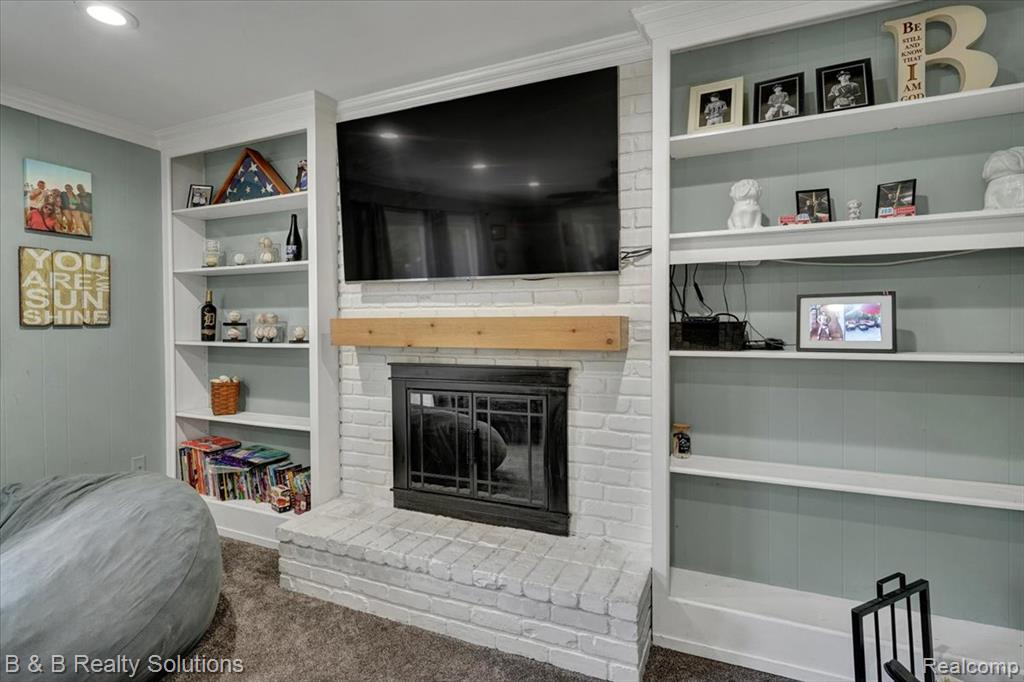 6750 Wing Lake Road, Bloomfield Hills, MI 48301 — Photo 19