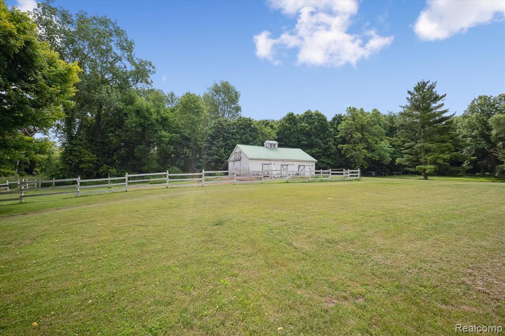 8450 Rosbolt Road, Willis, MI 48191 — Photo 30