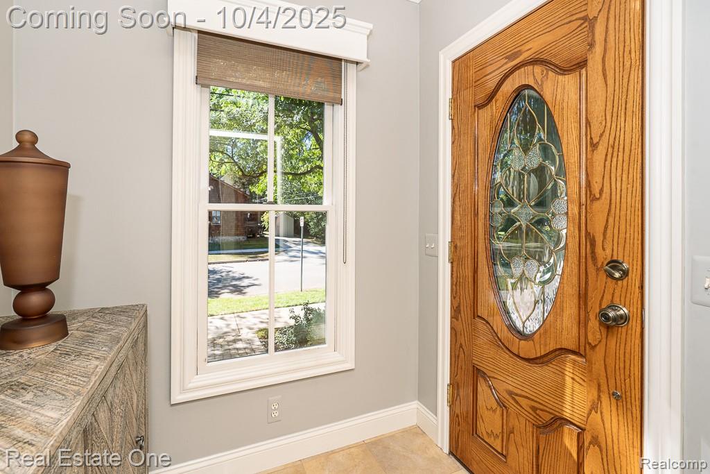 402 W 4th Street, Rochester, MI 48307 — Photo 4