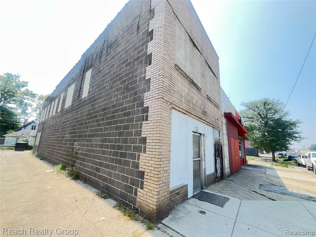 21603 Grand River Avenue, Detroit, MI 48219 — Photo 27