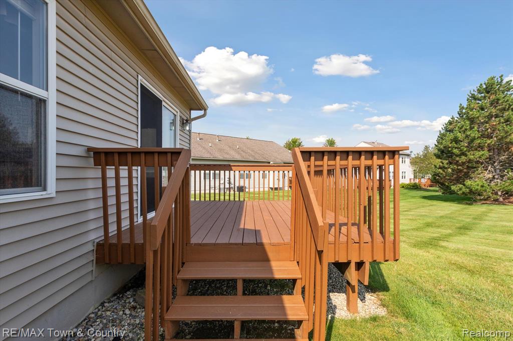 2571 ARALIA Drive, Howell, MI 48855 — Photo 37